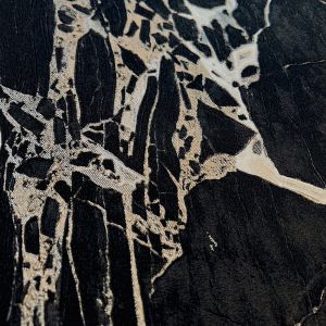 Διπλόφαρδη Ανάγλυφη Ταπετσαρία  C384601 1.06m x 10.05m