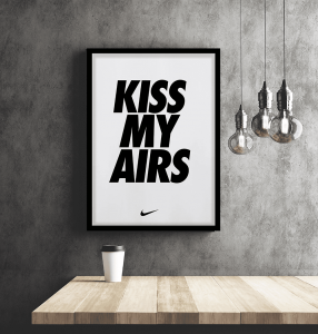 Ξύλινο Κάδρο Kiss My Airs 30X40cm SNK20